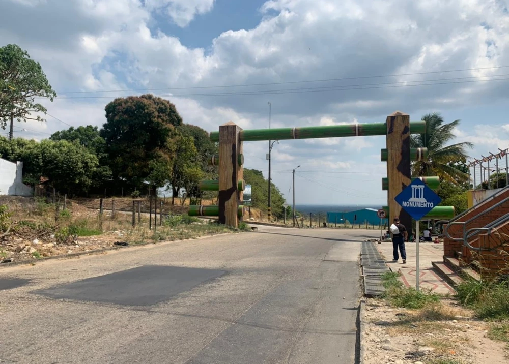 Pese a ola de violencia en Arauca, decenas de venezolanos cruzan la frontera buscando mejor vida