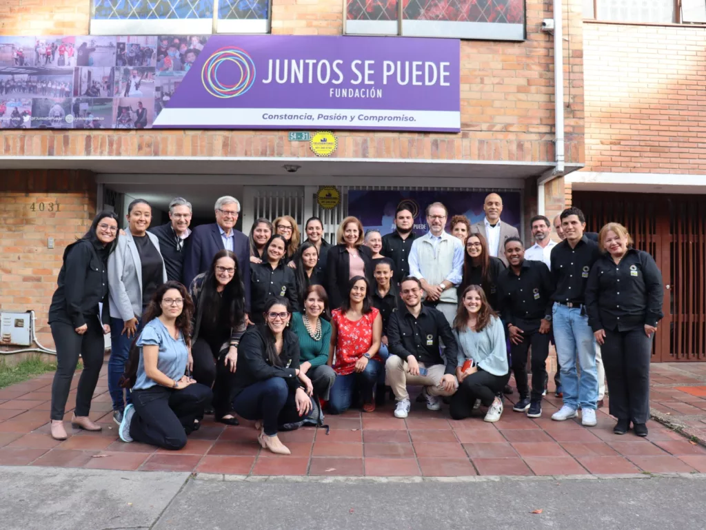 Junta Directiva de la NED celebra reunión semestral en Colombia y destaca la migración venezolana