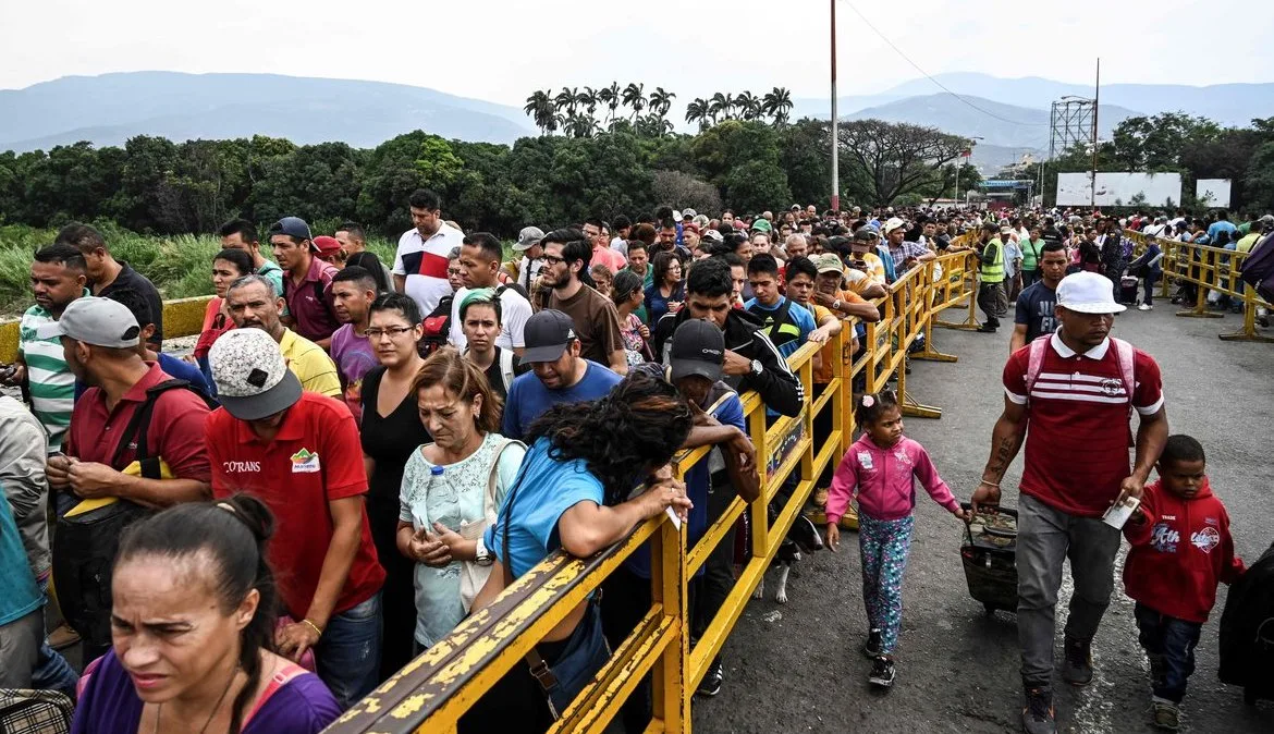 El flujo migratorio de venezolanos no muestra signos de reducción en el año 2024